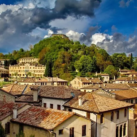 Posta Cavaso Del Tomba